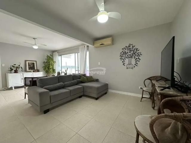 Apartamento para Locação em Balneário Piçarras/SC Centro 3 Quartos
