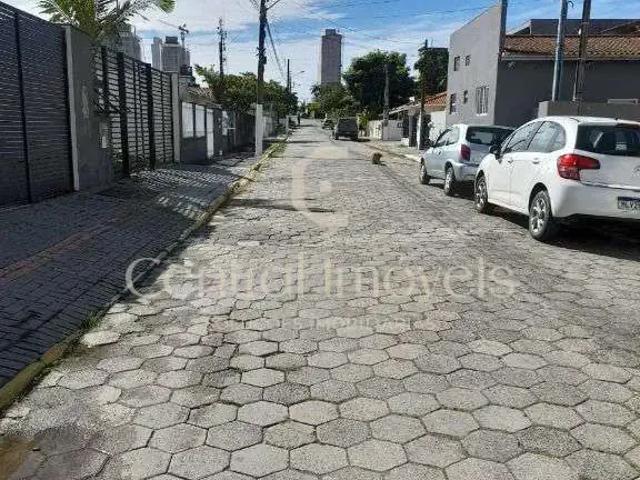 Apartamento para Locação em Balneário Piçarras/SC Centro 2 Quartos