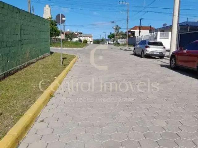 Apartamento para Locação em Balneário Piçarras/SC Centro 2 Quartos