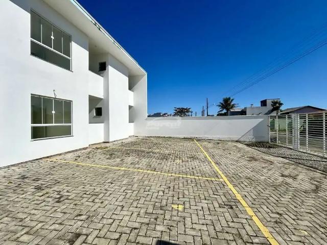 Apartamento para Locação em Balneário Piçarras/SC Itacolomi 3 Quartos
