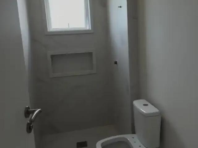 Apartamento para Locação em Balneário Piçarras/SC Itacolomi 2 Quartos