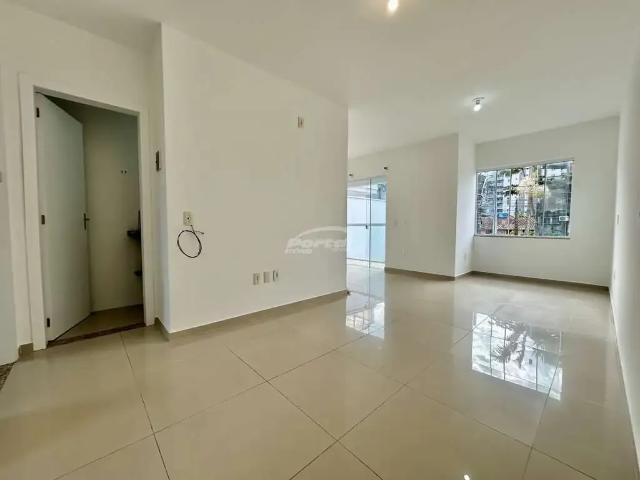 Apartamento para Locação em Balneário Piçarras/SC Itacolomi 2 Quartos
