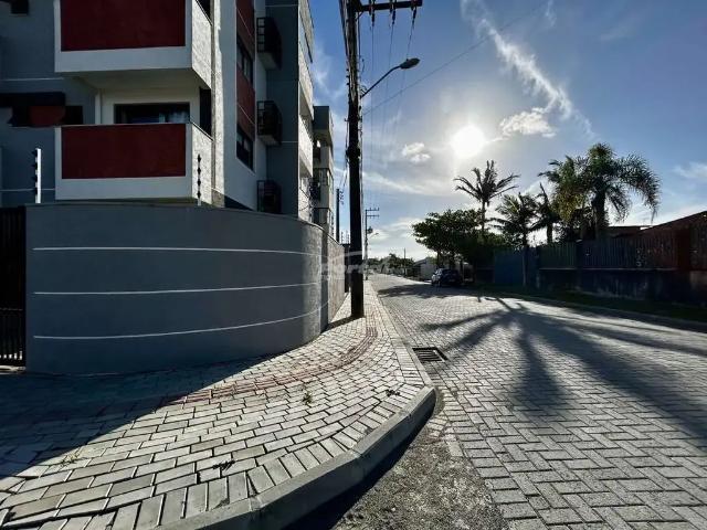 Apartamento para Locação em Balneário Piçarras/SC Itacolomi 2 Quartos