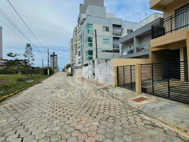 Apartamento para Locação em Balneário Piçarras/SC Itacolomi 2 Quartos