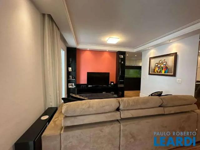 Apartamento para Locação em Barueri/SP Alphaville 3 Quartos
