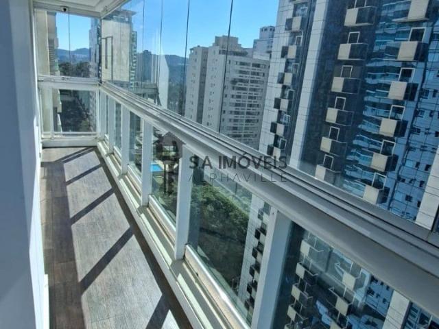 Apartamento para Locação em Barueri/SP Alphaville Centro Industrial e Empresarial/Alphaville. 4 Quartos