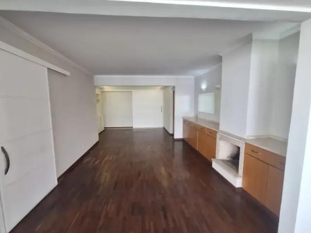 Apartamento para Locação em Barueri/SP Alphaville Empresarial 4 Quartos