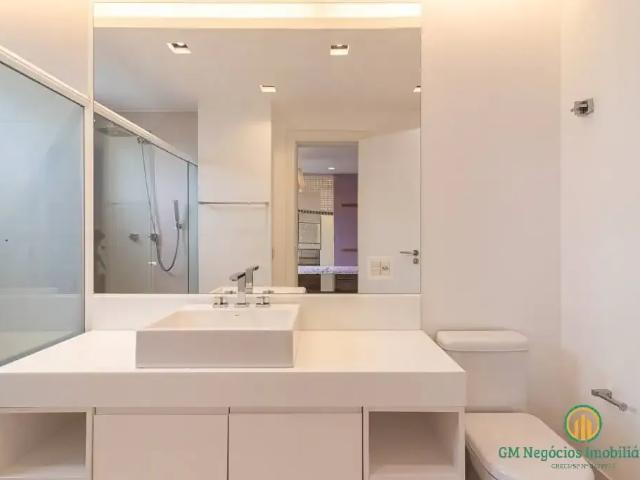 Apartamento para Locação em Barueri/SP Alphaville Empresarial 4 Quartos