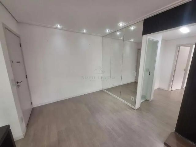Apartamento para Locação em Barueri/SP Jardim Tupanci 2 Quartos