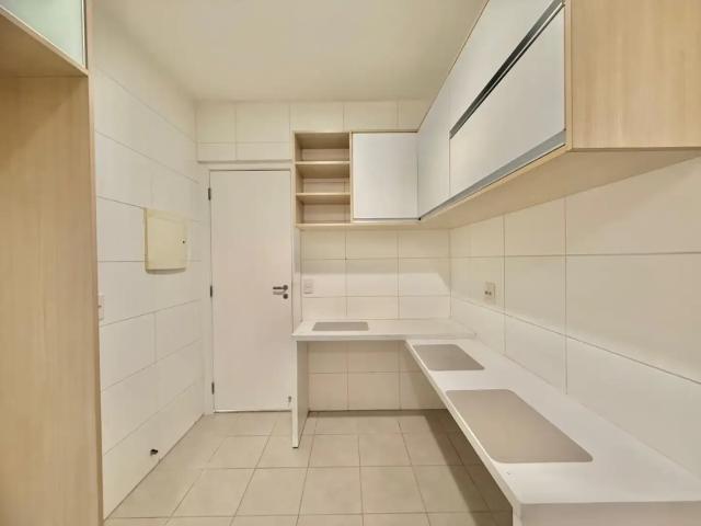 Apartamento para Locação em Belém/PA Batista Campos 4 Quartos