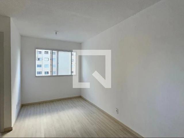 Apartamento para Locação em Belford Roxo/RJ Centro 2 Quartos