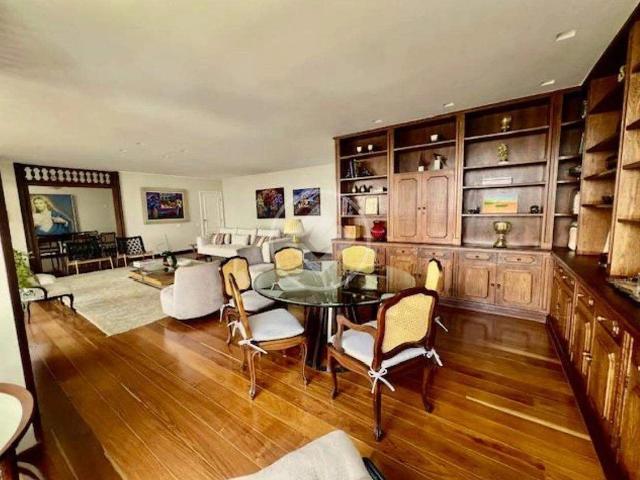 Apartamento para Locação em Belo Horizonte/MG Mangabeiras 4 Quartos