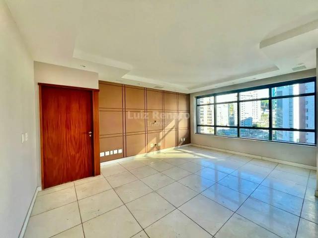 Apartamento para Locação em Belo Horizonte/MG Belvedere 3 Quartos
