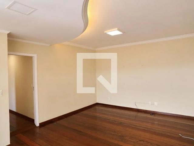 Apartamento para Locação em Belo Horizonte/MG Cachoeirinha 3 Quartos