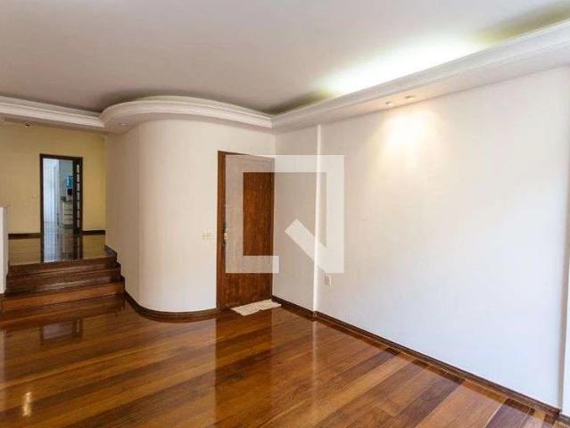 Apartamento para Locação em Belo Horizonte/MG Funcionários 4 Quartos