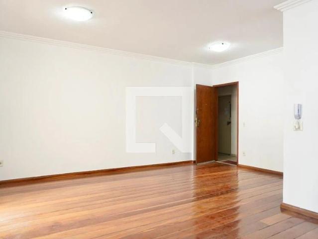 Apartamento para Locação em Belo Horizonte/MG Funcionários 3 Quartos