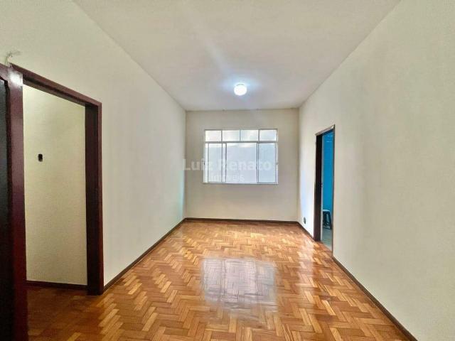 Apartamento para Locação em Belo Horizonte/MG Funcionários 3 Quartos
