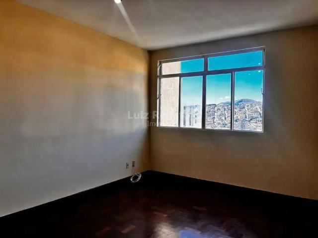 Apartamento para Locação em Belo Horizonte/MG Santa Efigênia 3 Quartos