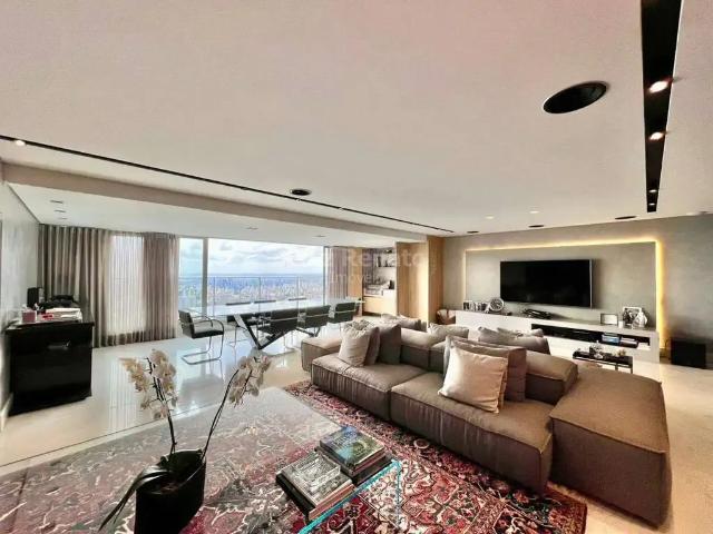 Apartamento para Locação em Belo Horizonte/MG Santa Lúcia 3 Quartos