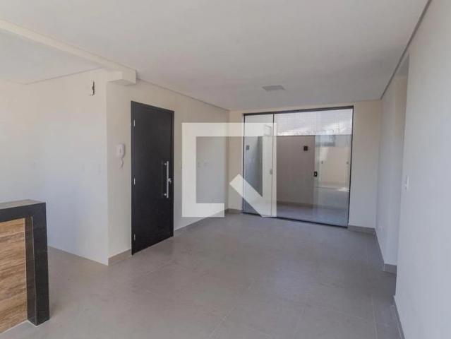 Apartamento para Locação em Belo Horizonte/MG Santa Tereza 3 Quartos