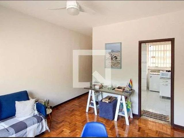 Apartamento para Locação em Belo Horizonte/MG Santa Tereza 3 Quartos