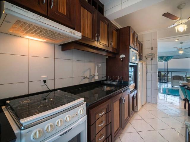 Apartamento para Locação em Bombinhas/SC Bombas 3 Quartos