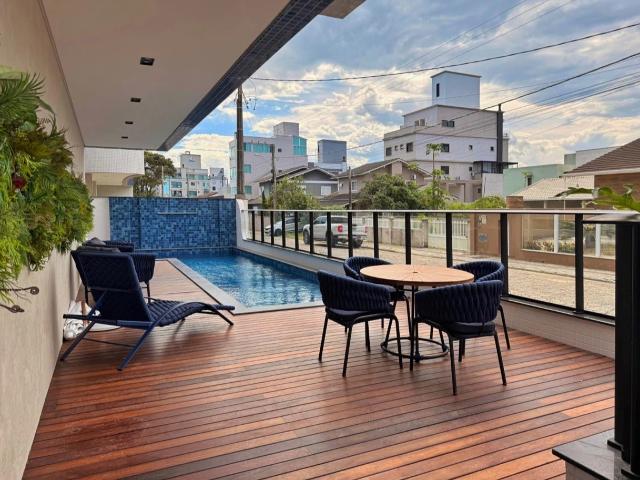 Apartamento para Locação em Bombinhas/SC Canto Grande 3 Quartos