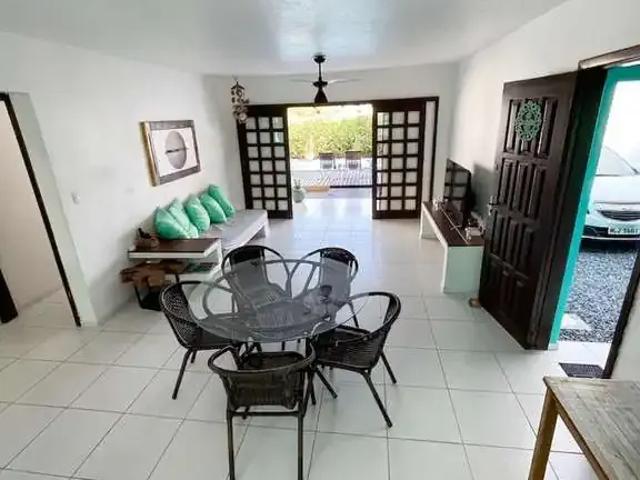 Apartamento para Locação em Bombinhas/SC Mariscal 7 Quartos