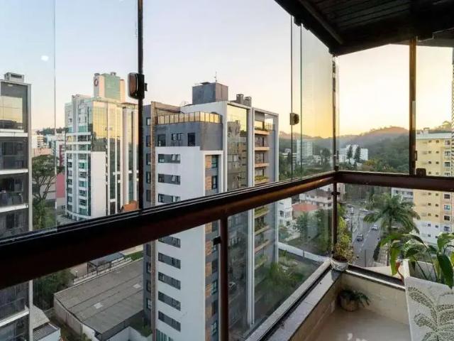 Apartamento para Locação em Blumenau/SC Centro 4 Quartos