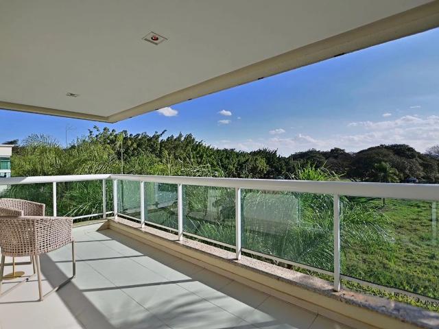 Apartamento para Locação em Brasília/DF Asa Norte 3 Quartos