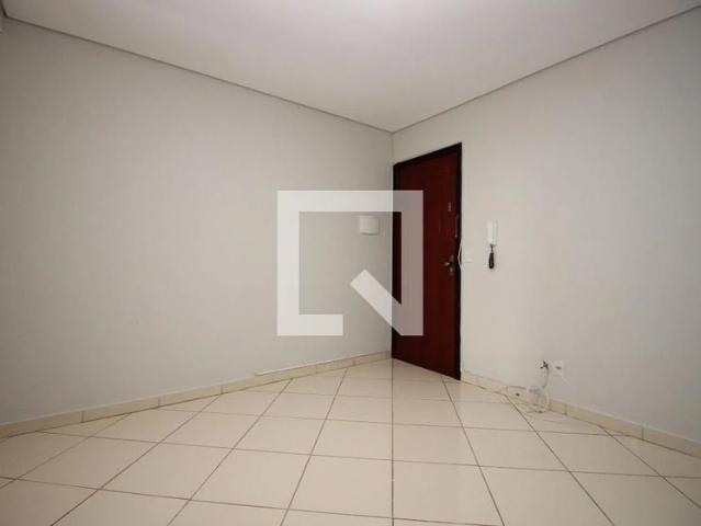 Apartamento para Locação em Brasília/DF Riacho Fundo I 2 Quartos