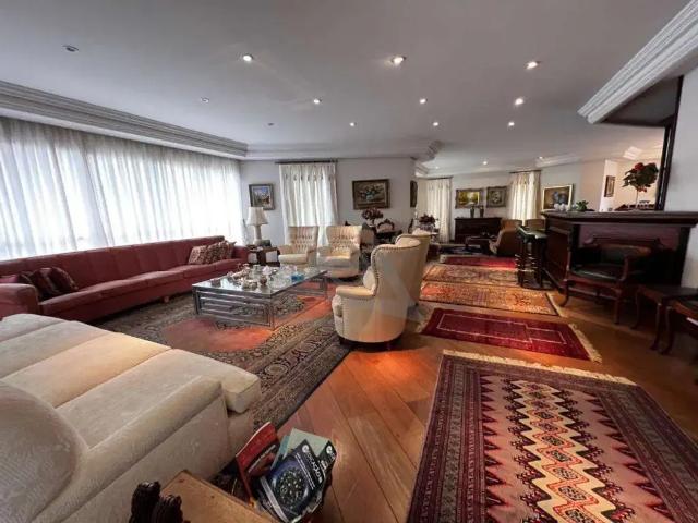 Apartamento para Locação em Campinas/SP Cambuí 4 Quartos