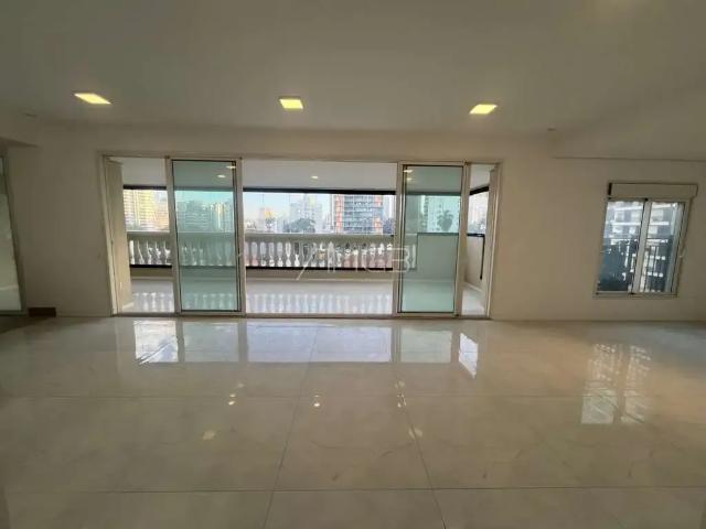 Apartamento para Locação em Campinas/SP Cambuí 3 Quartos