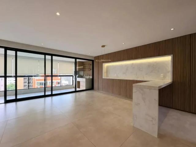 Apartamento para Locação em Campinas/SP Cambuí 3 Quartos