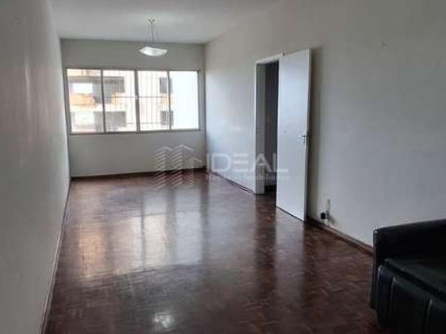 Apartamento para Locação em Campos dos Goytacazes/RJ Centro 3 Quartos