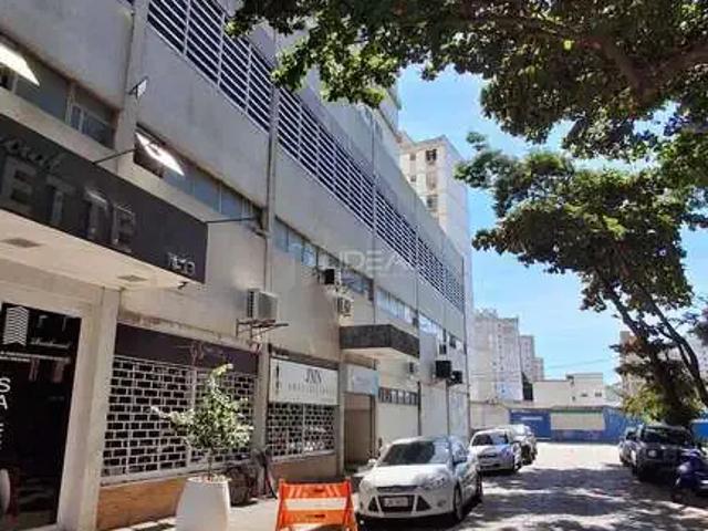 Apartamento para Locação em Campos dos Goytacazes/RJ Centro 3 Quartos