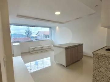 Apartamento para Locação em Cabo Frio/RJ Miguel Couto 2 Quartos
