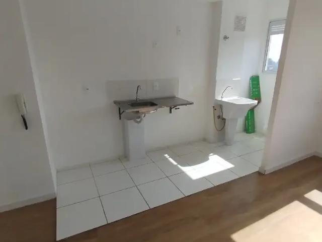 Apartamento para Locação em Carapicuíba/SP Chácara Santa Lúcia 1 Quartos