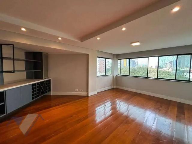 Apartamento para Locação em Cascavel/PR Centro 4 Quartos