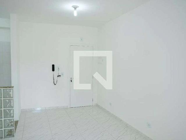 Apartamento para Locação em Cotia/SP Jardim Barbacena 2 Quartos