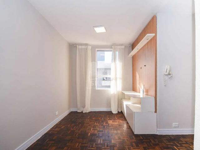 Apartamento para Locação em Curitiba/PR Novo Mundo 3 Quartos
