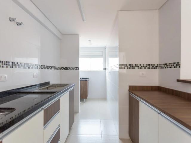 Apartamento para Locação em Curitiba/PR Novo Mundo 2 Quartos