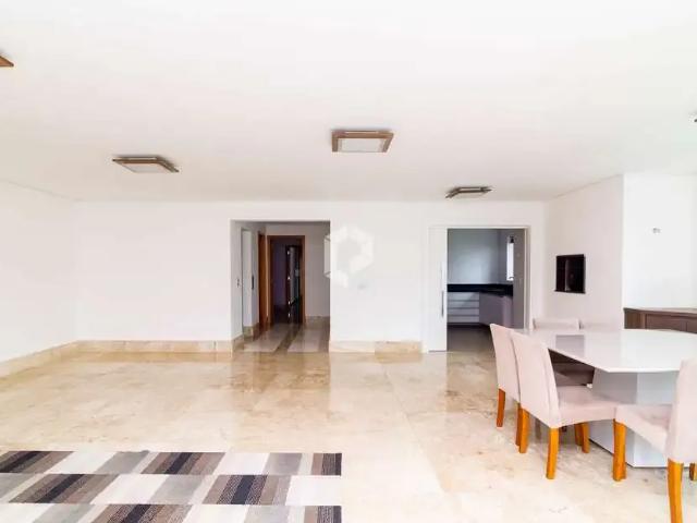 Apartamento para Locação em Curitiba/PR Água Verde 3 Quartos