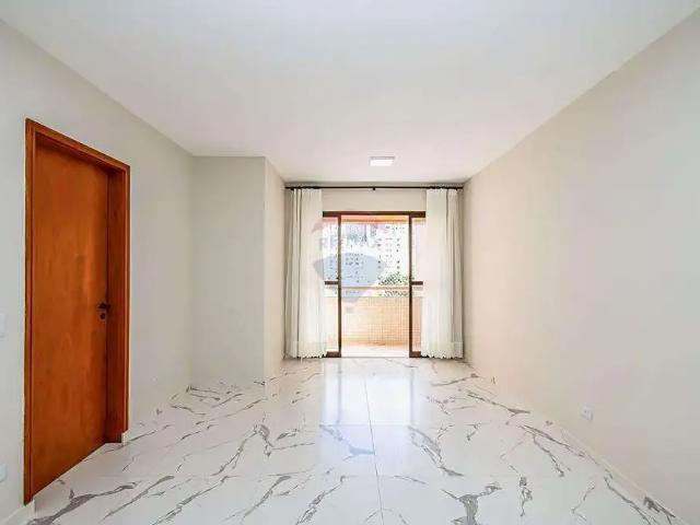 Apartamento para Locação em Curitiba/PR Água Verde 3 Quartos