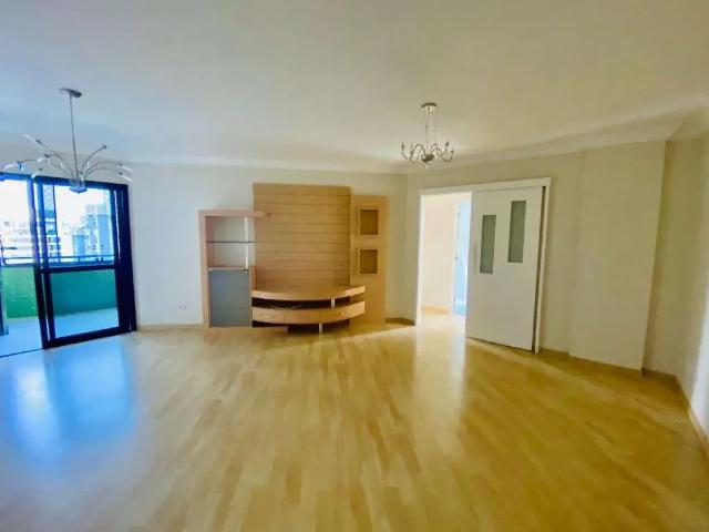 Apartamento para Locação em Curitiba/PR Água Verde 3 Quartos