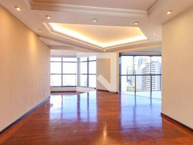 Apartamento para Locação em Curitiba/PR Água Verde 3 Quartos