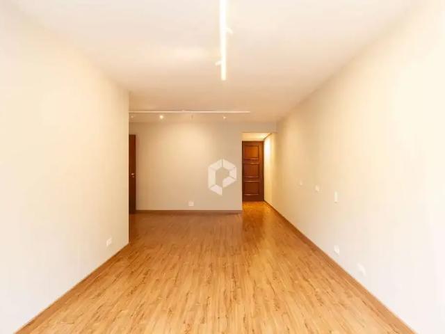 Apartamento para Locação em Curitiba/PR Água Verde 3 Quartos