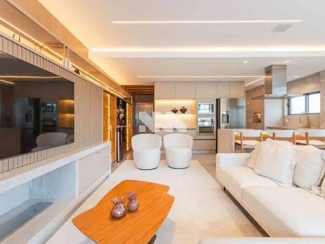 Apartamento para Locação em Curitiba/PR Água Verde 3 Quartos