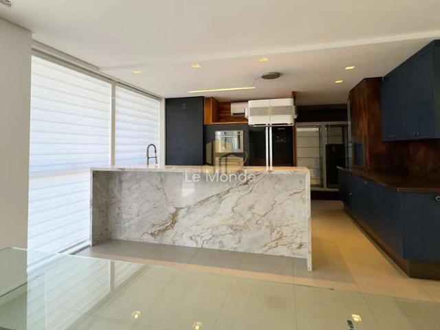 Apartamento para Locação em Curitiba/PR Água Verde 3 Quartos
