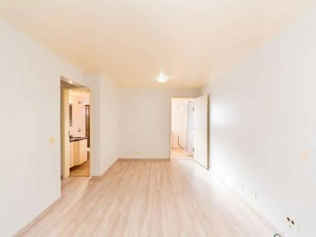 Apartamento para Locação em Curitiba/PR Água Verde 2 Quartos